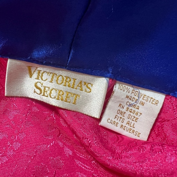 Vintage Victoria’s Secret gold label pink paisley robe - Picture 5 of 5